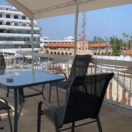 לרנקה Unique City Hostel 100 Meters From Beach מראה חיצוני תמונה