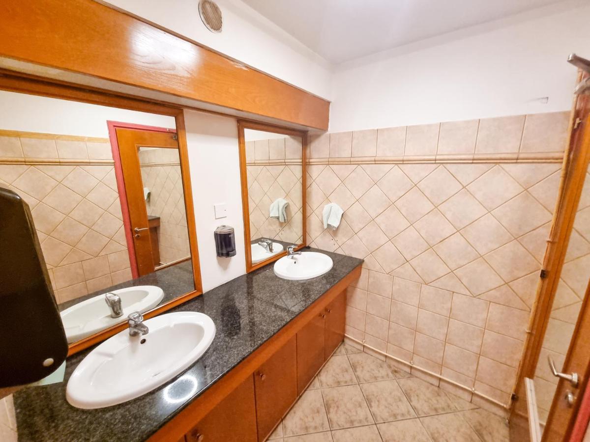 לרנקה Unique City Hostel 100 Meters From Beach מראה חיצוני תמונה